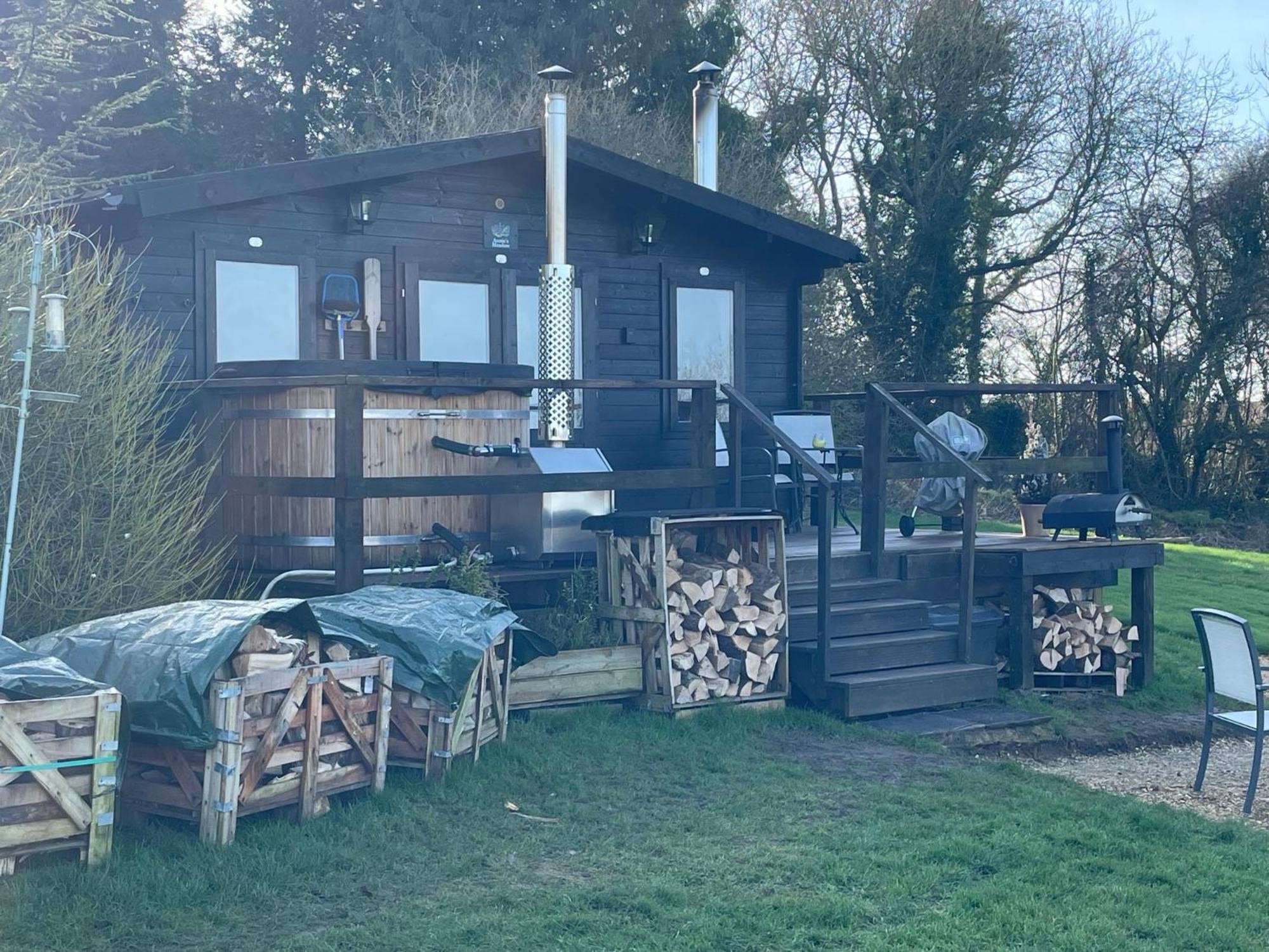 Cosy Cabin In Annie'S Meadow West Meon Exterior foto